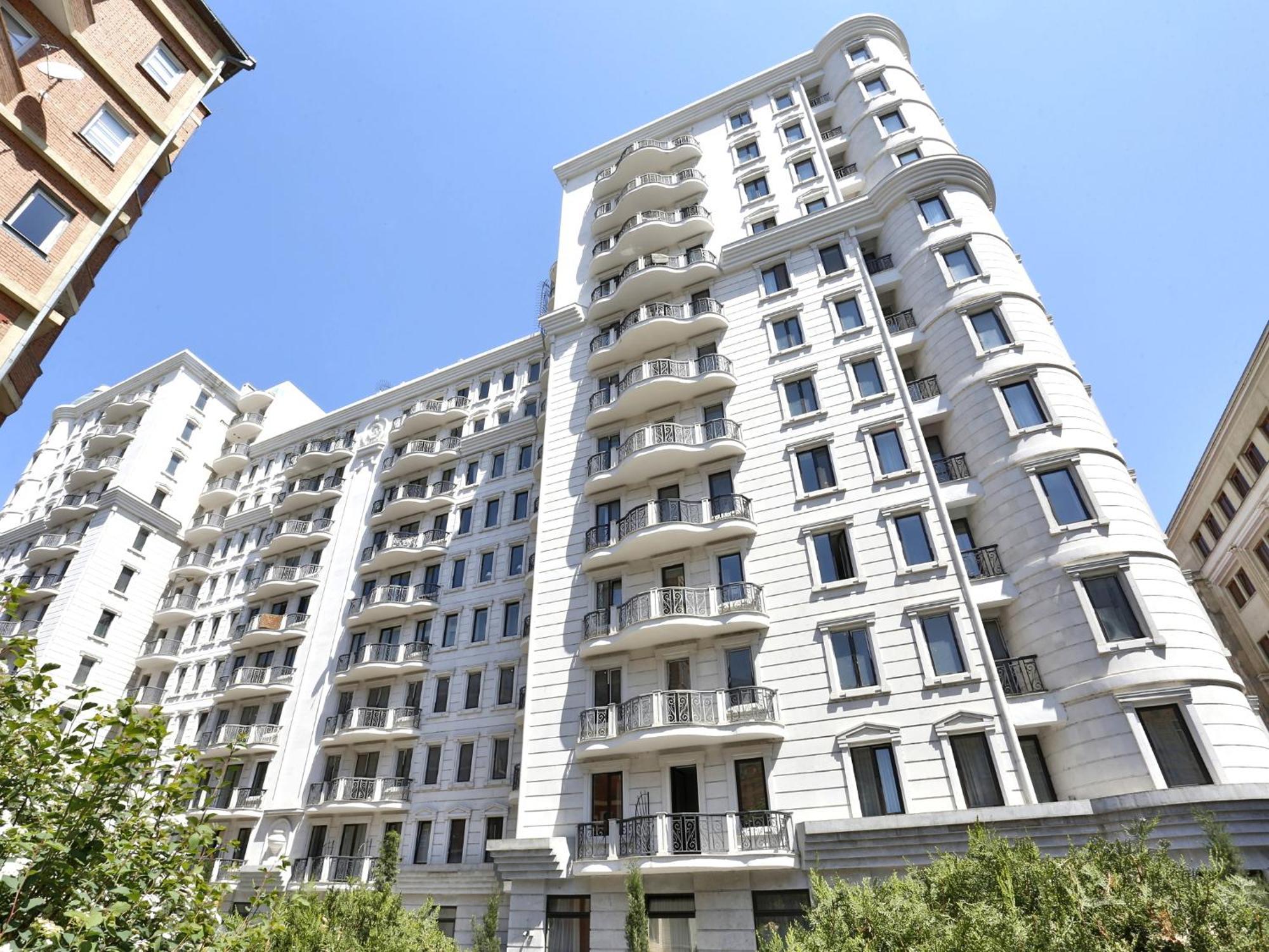 Serviced Apartment On Rustaveli Avenue 9 Tbilisi Esterno foto